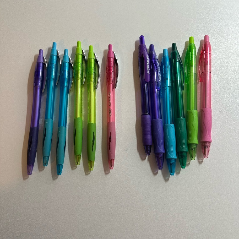 12 Variety BIC Atlantis and Velocity pens
